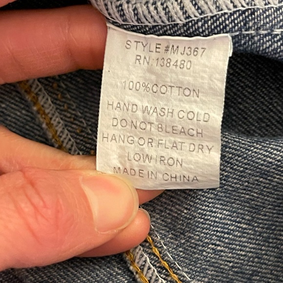 NWT | I.Madeline | Jean jacket-Floral embroidery - Picture 7 of 16